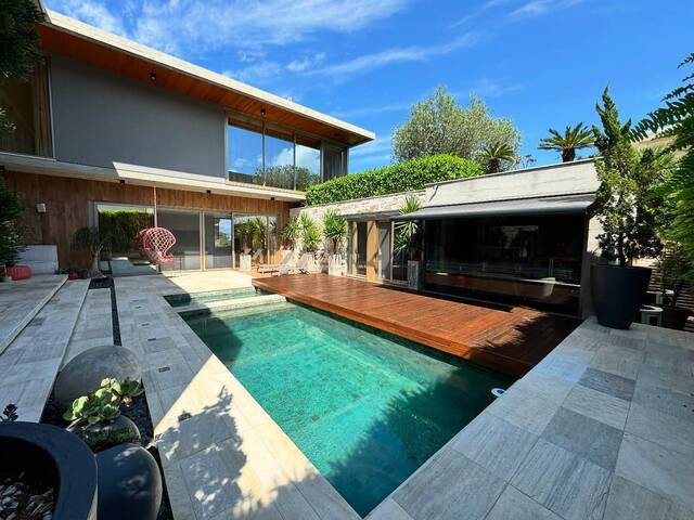 #6 - Casa para Venda em Florianópolis - SC