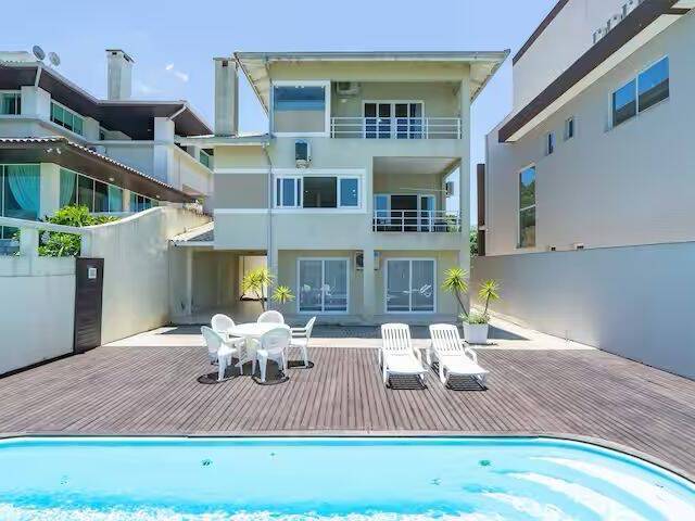 #10 - Casa para Temporada em Itapema - SC